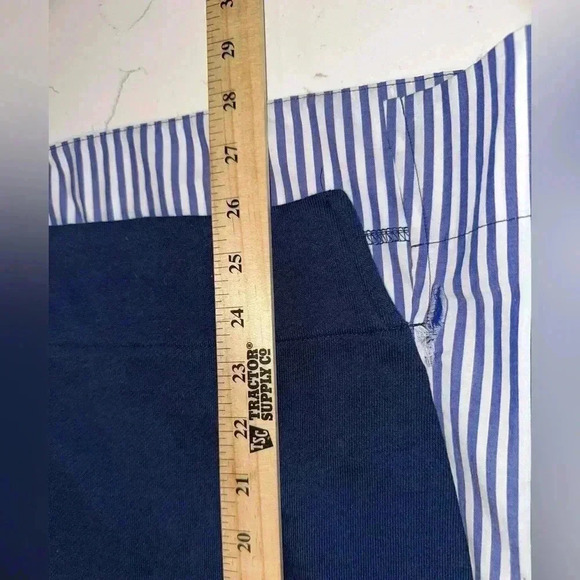 Banana Republic Womens Poplin Back Sweatshirt Navy Blue Womens SIZE L Preppy 90s - Picture 9 of 9